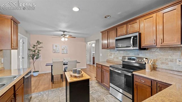 144 Steven Drive, Colorado Springs, CO 80911
