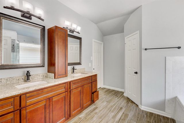 5410 Linden Grove Court, Sugar Land, TX 77479