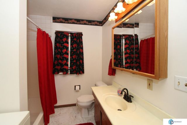 545 D Street, Lincoln, NE 68502