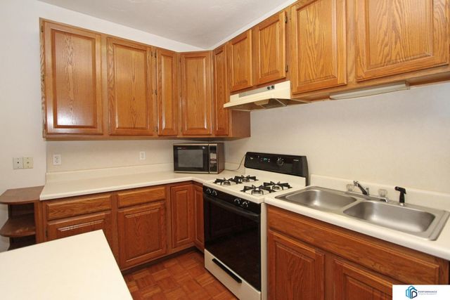 545 D Street, Lincoln, NE 68502