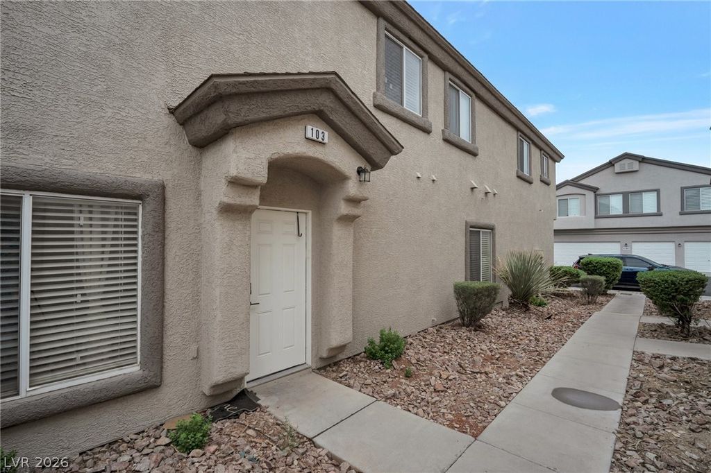 6388 Extreme Shear Avenue 103, Henderson, NV 89011 — photo 2