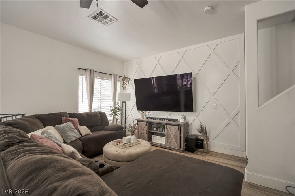 6388 Extreme Shear Avenue 103, Henderson, NV 89011 — photo 5