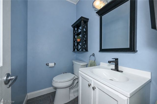 3748 E Royalton Road, Brecksville, OH 44141