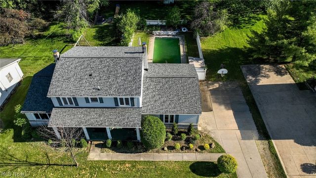 3748 E Royalton Road, Brecksville, OH 44141