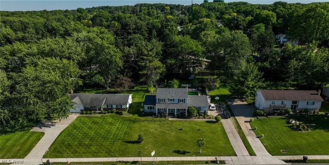 3748 E Royalton Road, Brecksville, OH 44141