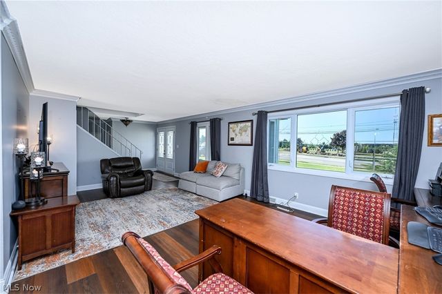 3748 E Royalton Road, Brecksville, OH 44141