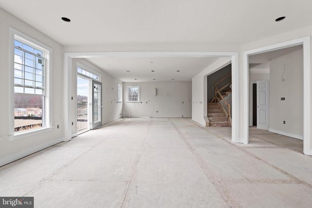 14496 AURORA DR, Woodbridge, VA 22193