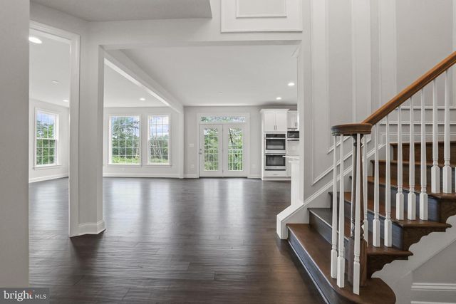 14496 AURORA DR, Woodbridge, VA 22193