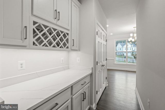 14496 AURORA DR, Woodbridge, VA 22193