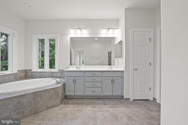 14496 AURORA DR, Woodbridge, VA 22193