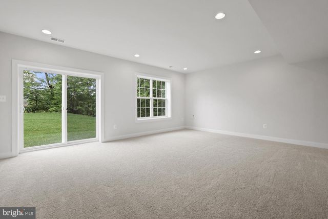 14496 AURORA DR, Woodbridge, VA 22193