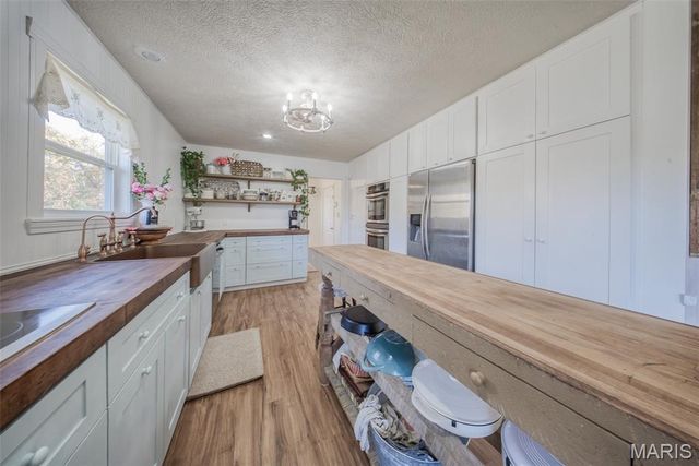 17025 Lariat Lane, Dixon, MO 65459