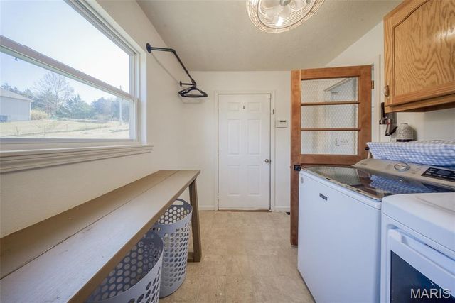 17025 Lariat Lane, Dixon, MO 65459