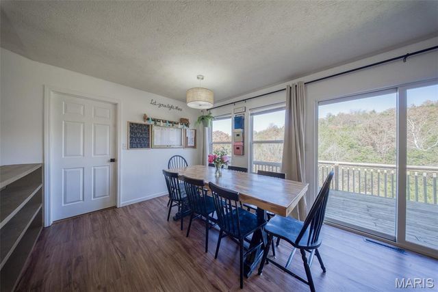 17025 Lariat Lane, Dixon, MO 65459