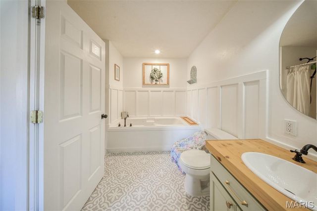 17025 Lariat Lane, Dixon, MO 65459