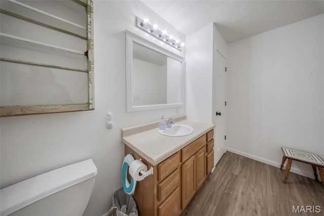 17025 Lariat Lane, Dixon, MO 65459