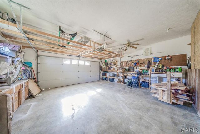 17025 Lariat Lane, Dixon, MO 65459