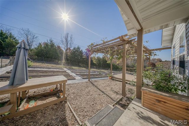 17025 Lariat Lane, Dixon, MO 65459