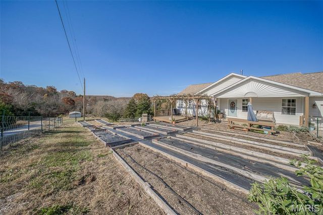 17025 Lariat Lane, Dixon, MO 65459