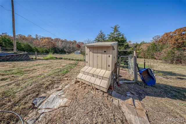 17025 Lariat Lane, Dixon, MO 65459