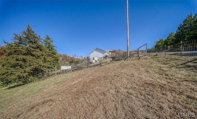 17025 Lariat Lane, Dixon, MO 65459