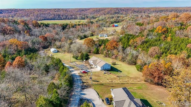 17025 Lariat Lane, Dixon, MO 65459