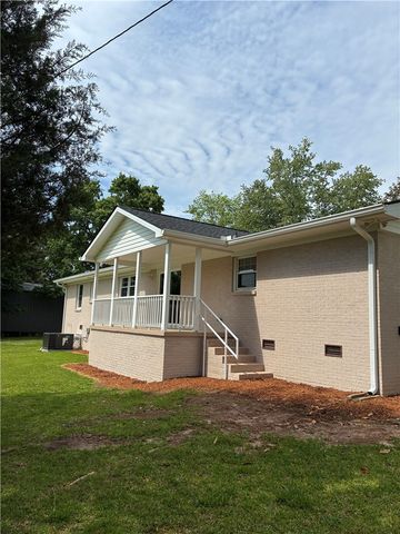 1238 Ebenezer Road, West Union, SC 29696