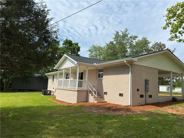 1238 Ebenezer Road, West Union, SC 29696