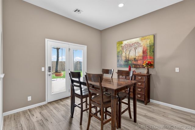 1955 E 136th Street S, Glenpool, OK 74033