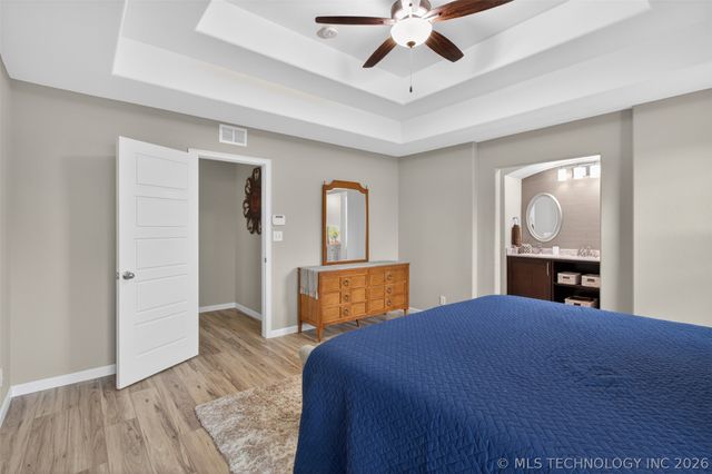 1955 E 136th Street S, Glenpool, OK 74033