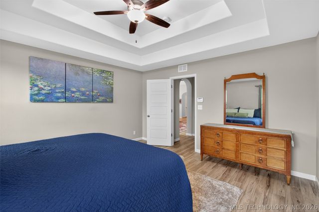 1955 E 136th Street S, Glenpool, OK 74033