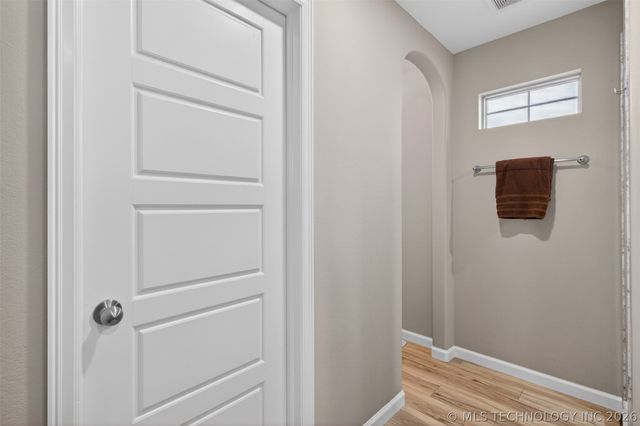 1955 E 136th Street S, Glenpool, OK 74033