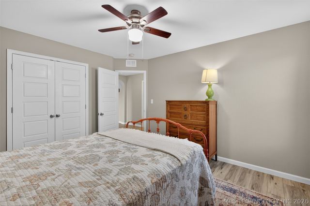 1955 E 136th Street S, Glenpool, OK 74033