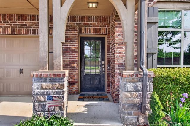 1955 E 136th Street S, Glenpool, OK 74033