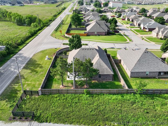 1955 E 136th Street S, Glenpool, OK 74033