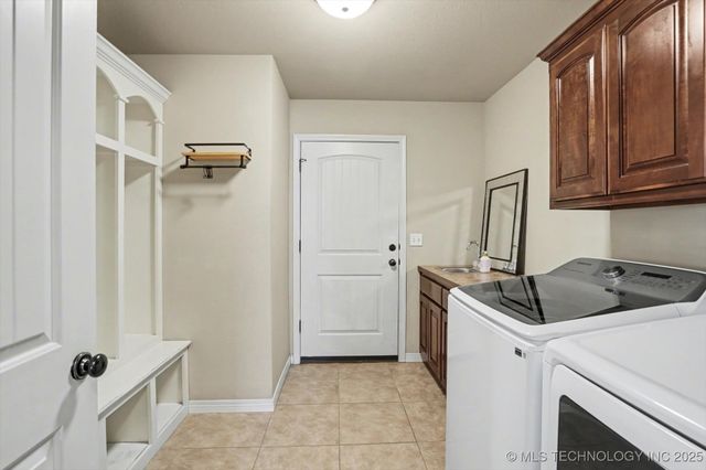 12113 E 69th Street N, Owasso, OK 74055