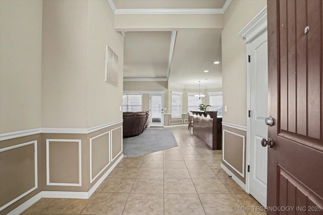 12113 E 69th Street N, Owasso, OK 74055