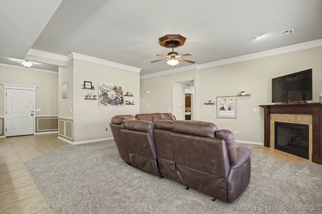 12113 E 69th Street N, Owasso, OK 74055