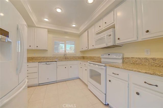 5497 E Paseo Del Lago East P, Laguna Woods, CA 92637