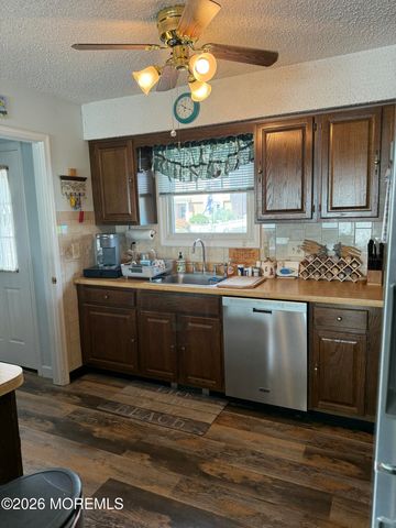 73 Ocean Gate Avenue, Bayville, NJ 08721