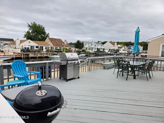 73 Ocean Gate Avenue, Bayville, NJ 08721