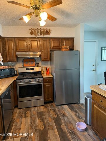 73 Ocean Gate Avenue, Bayville, NJ 08721