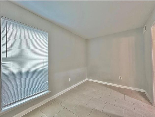 8717 Victorian Village Drive 8717, Houston, TX 77071