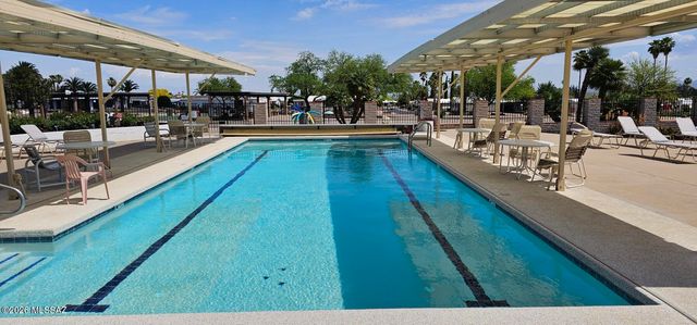 91 W Olive Drive, Green Valley, AZ 85614