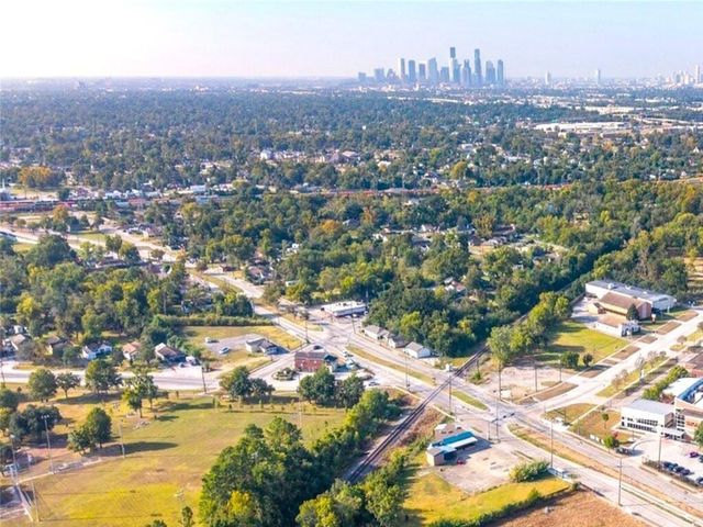 2506 Lockwood Drive, Houston, TX 77020