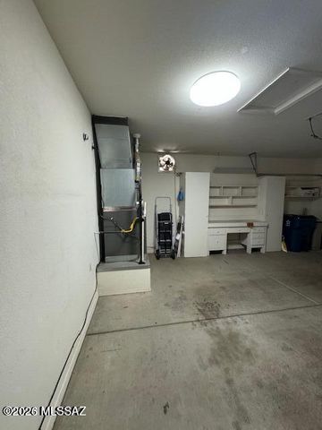 8077 W Morning Light Way, Tucson, AZ 85743