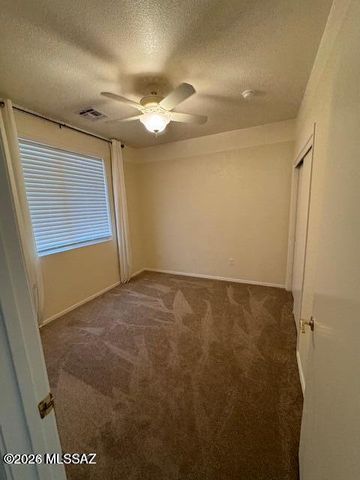 8077 W Morning Light Way, Tucson, AZ 85743