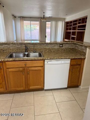8077 W Morning Light Way, Tucson, AZ 85743