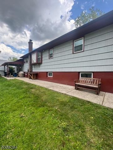 950 Beaver Pl, Rahway City, NJ 07065