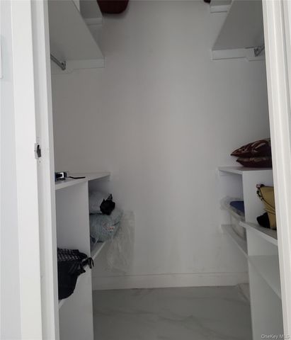 138-35 Elder Avenue 1 E, Flushing, NY 11355